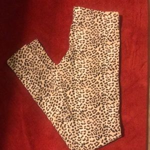 Victoria’s Secret leopard leggings regular